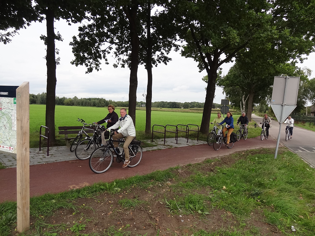  Uistapje 2017, rondleiding in de natuur en uitleg van de natuur. 